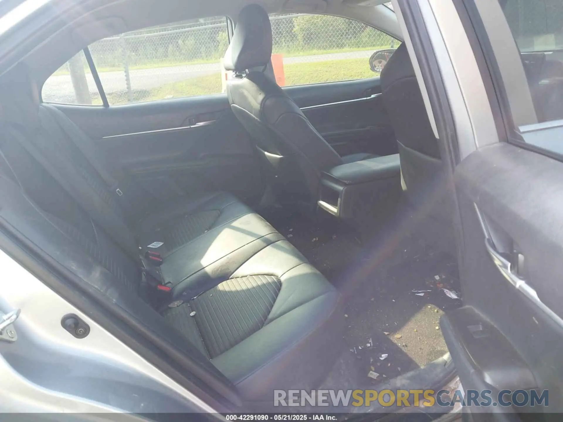 8 Photograph of a damaged car 4T1G11AK2MU556919 TOYOTA CAMRY 2021