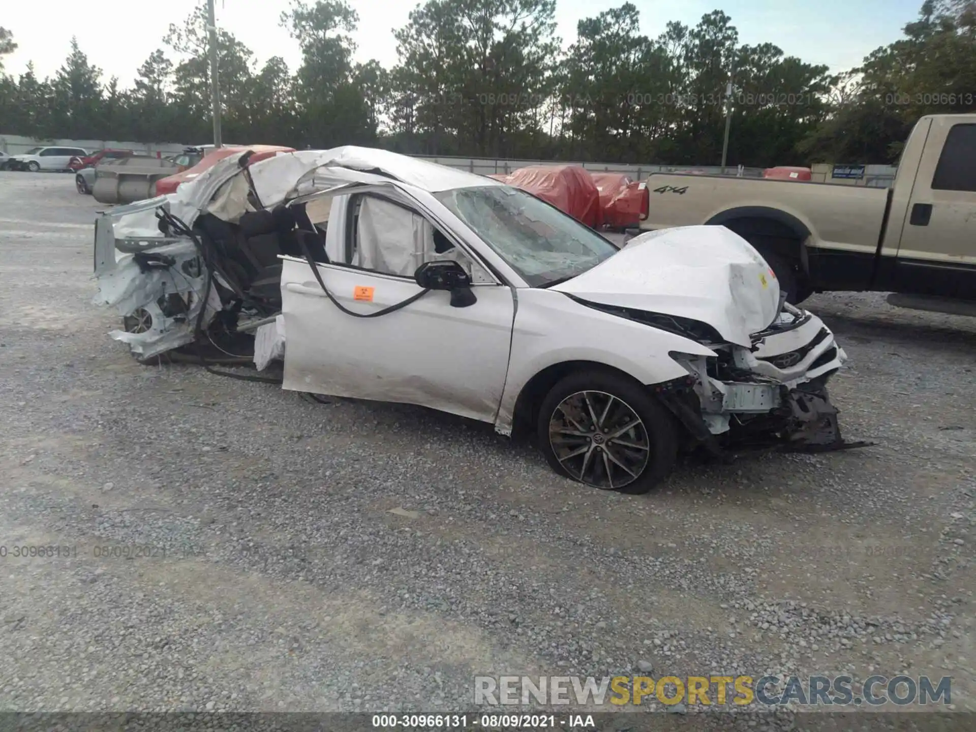 6 Photograph of a damaged car 4T1G11AK2MU557049 TOYOTA CAMRY 2021