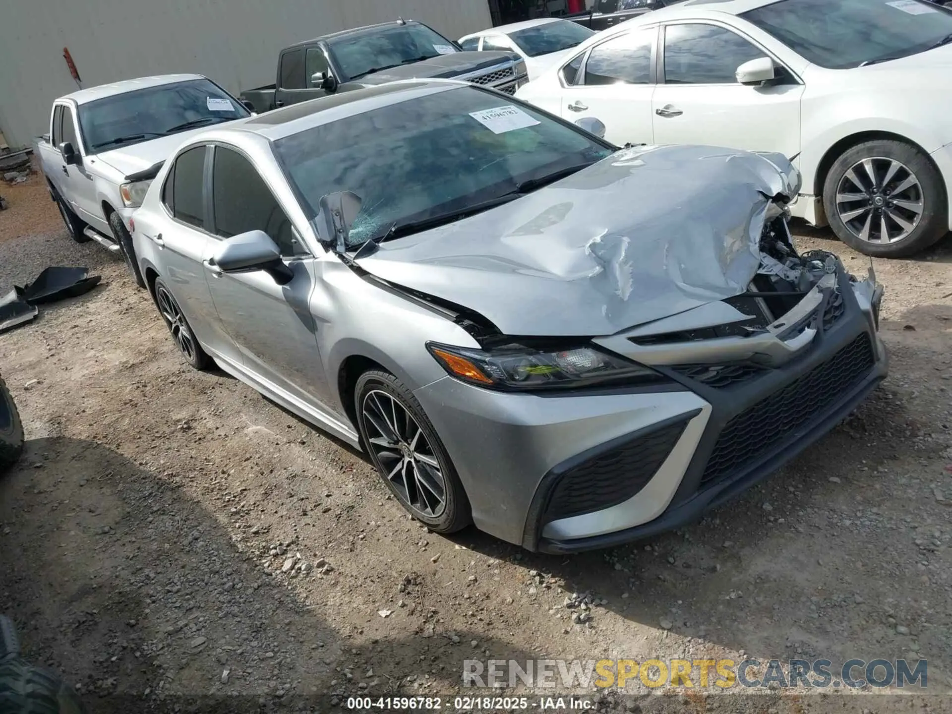 1 Photograph of a damaged car 4T1G11AK2MU559612 TOYOTA CAMRY 2021
