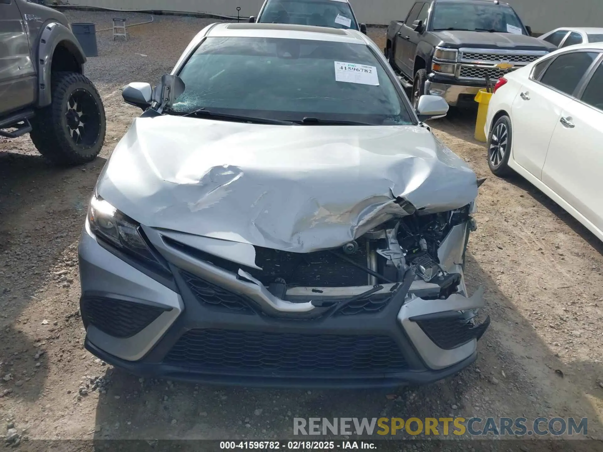 12 Photograph of a damaged car 4T1G11AK2MU559612 TOYOTA CAMRY 2021