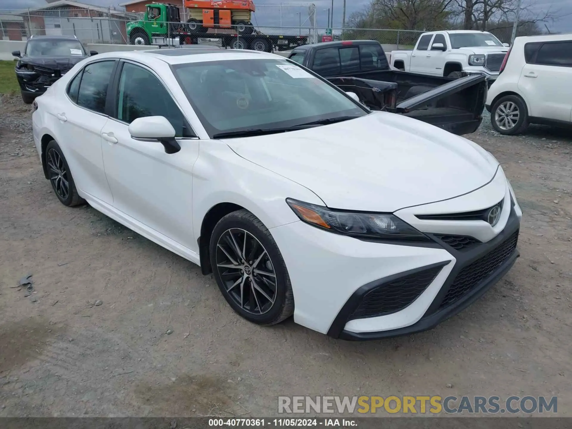 1 Photograph of a damaged car 4T1G11AK2MU561313 TOYOTA CAMRY 2021