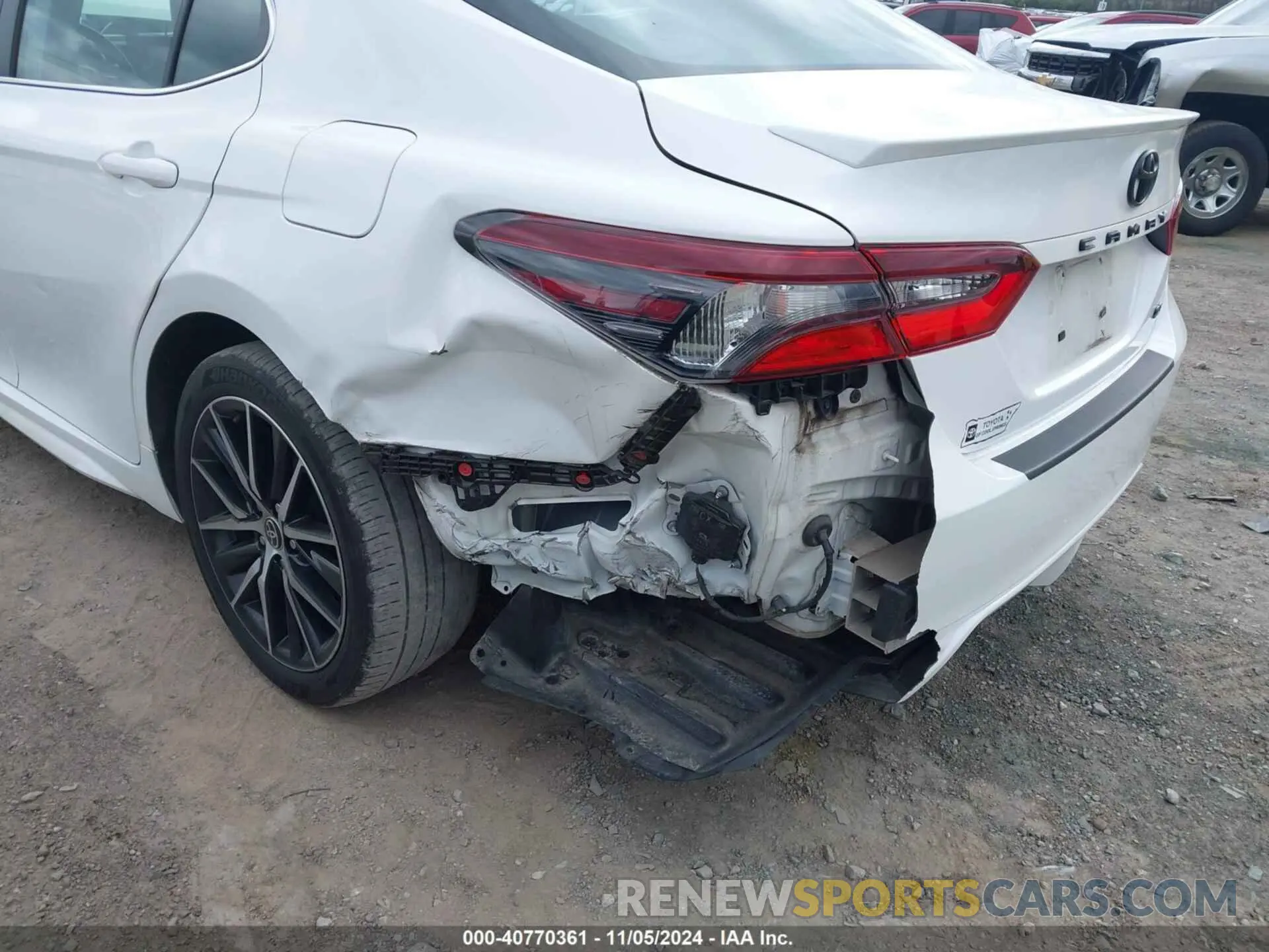 6 Photograph of a damaged car 4T1G11AK2MU561313 TOYOTA CAMRY 2021