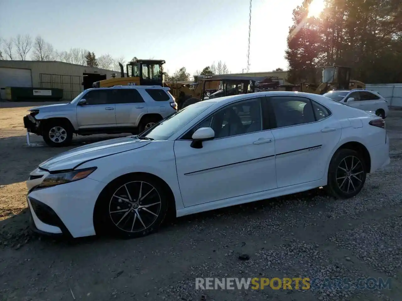 1 Photograph of a damaged car 4T1G11AK2MU564213 TOYOTA CAMRY 2021