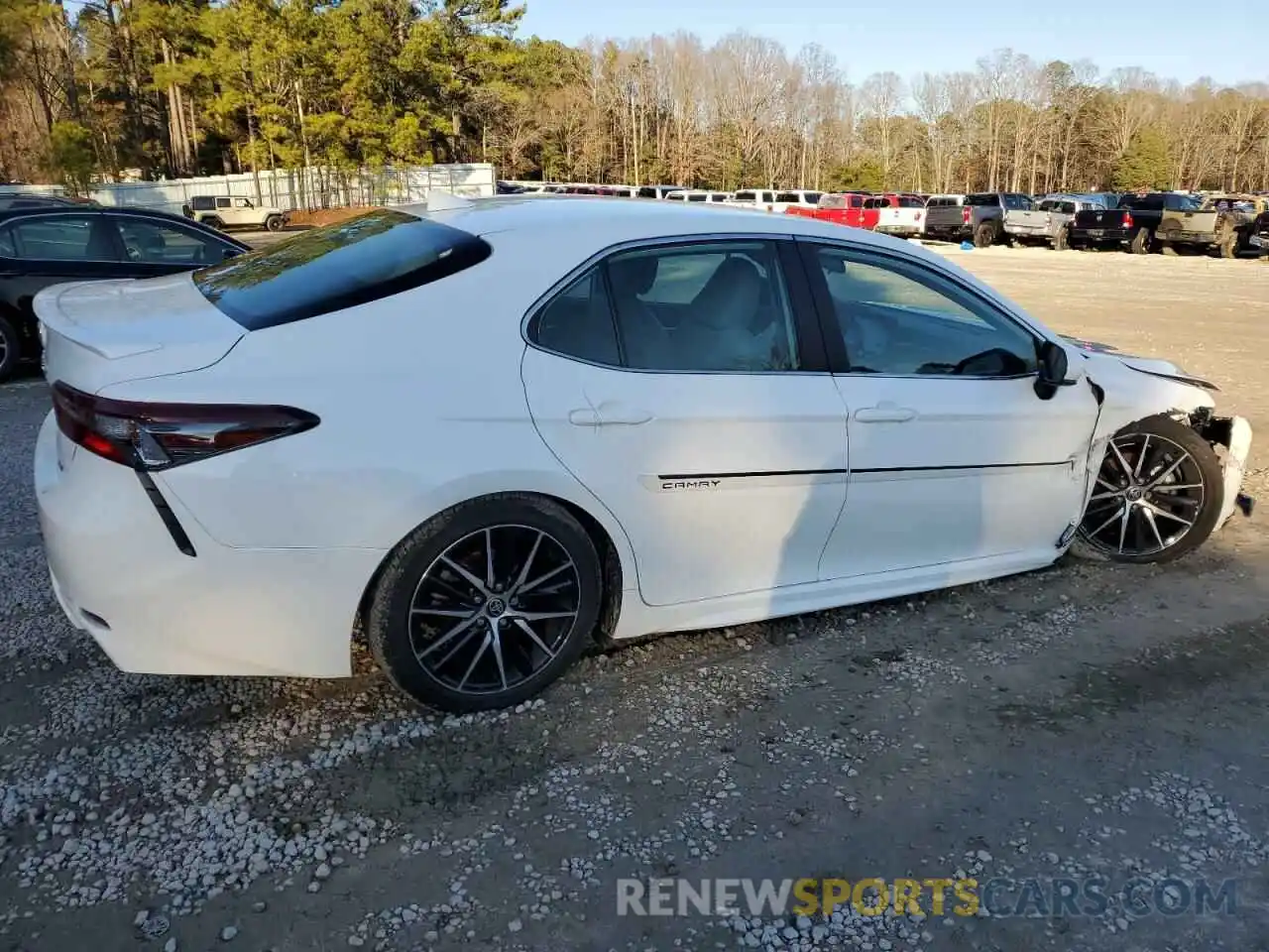 3 Photograph of a damaged car 4T1G11AK2MU564213 TOYOTA CAMRY 2021