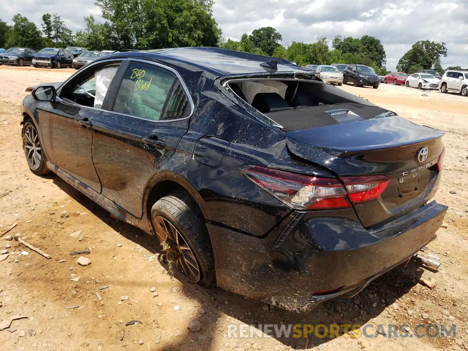 3 Photograph of a damaged car 4T1G11AK2MU567662 TOYOTA CAMRY 2021