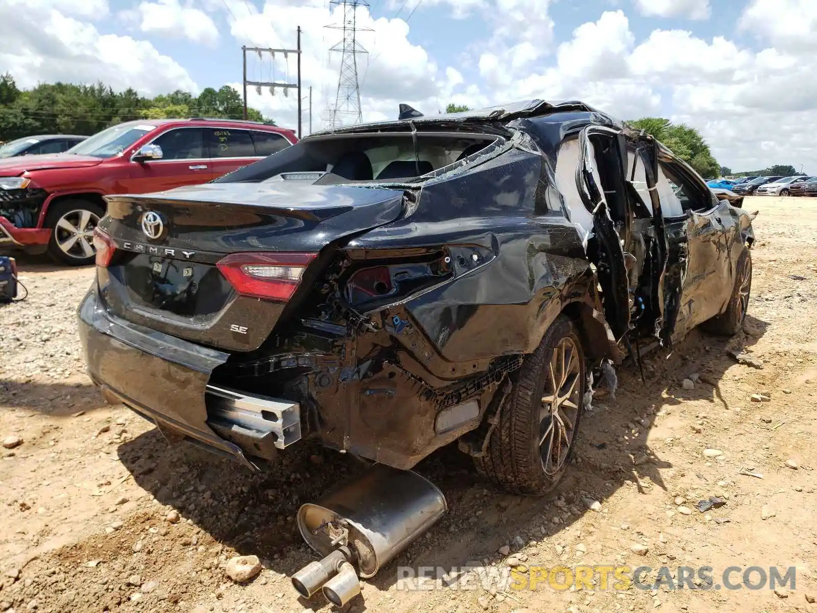 4 Photograph of a damaged car 4T1G11AK2MU567662 TOYOTA CAMRY 2021