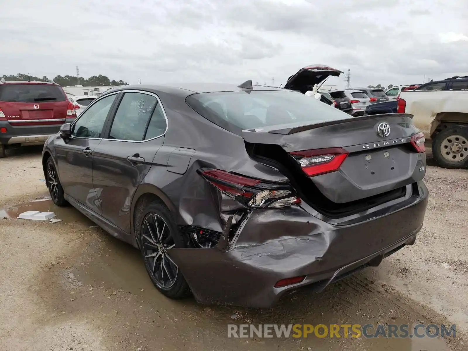 3 Photograph of a damaged car 4T1G11AK2MU570805 TOYOTA CAMRY 2021