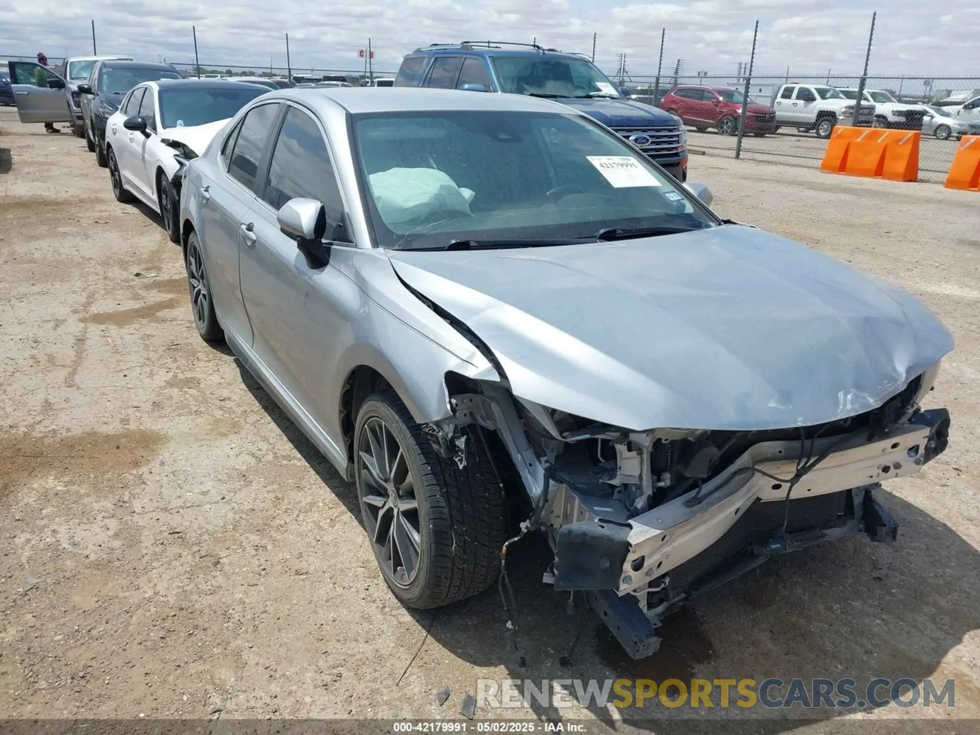 1 Photograph of a damaged car 4T1G11AK2MU578354 TOYOTA CAMRY 2021
