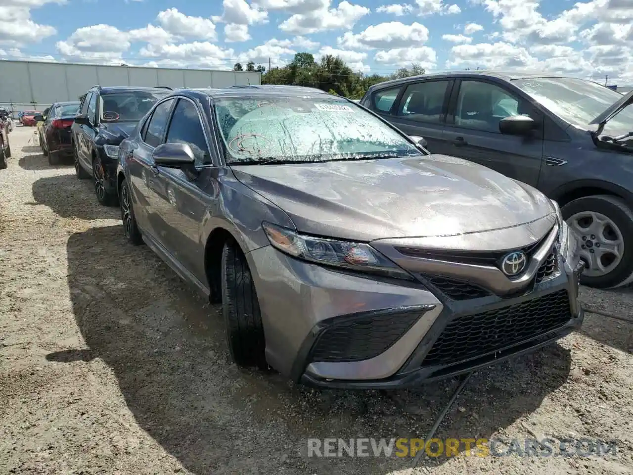 1 Photograph of a damaged car 4T1G11AK2MU591055 TOYOTA CAMRY 2021