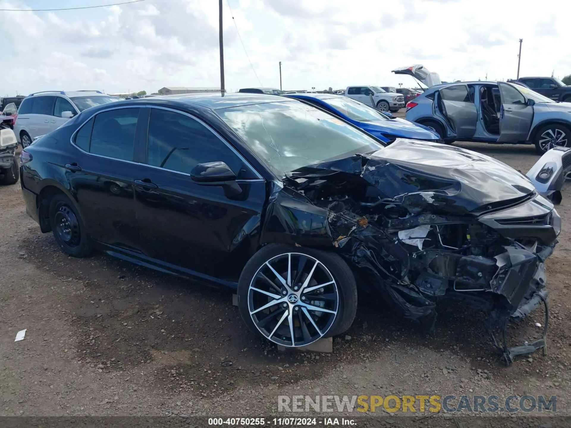 14 Photograph of a damaged car 4T1G11AK2MU603057 TOYOTA CAMRY 2021