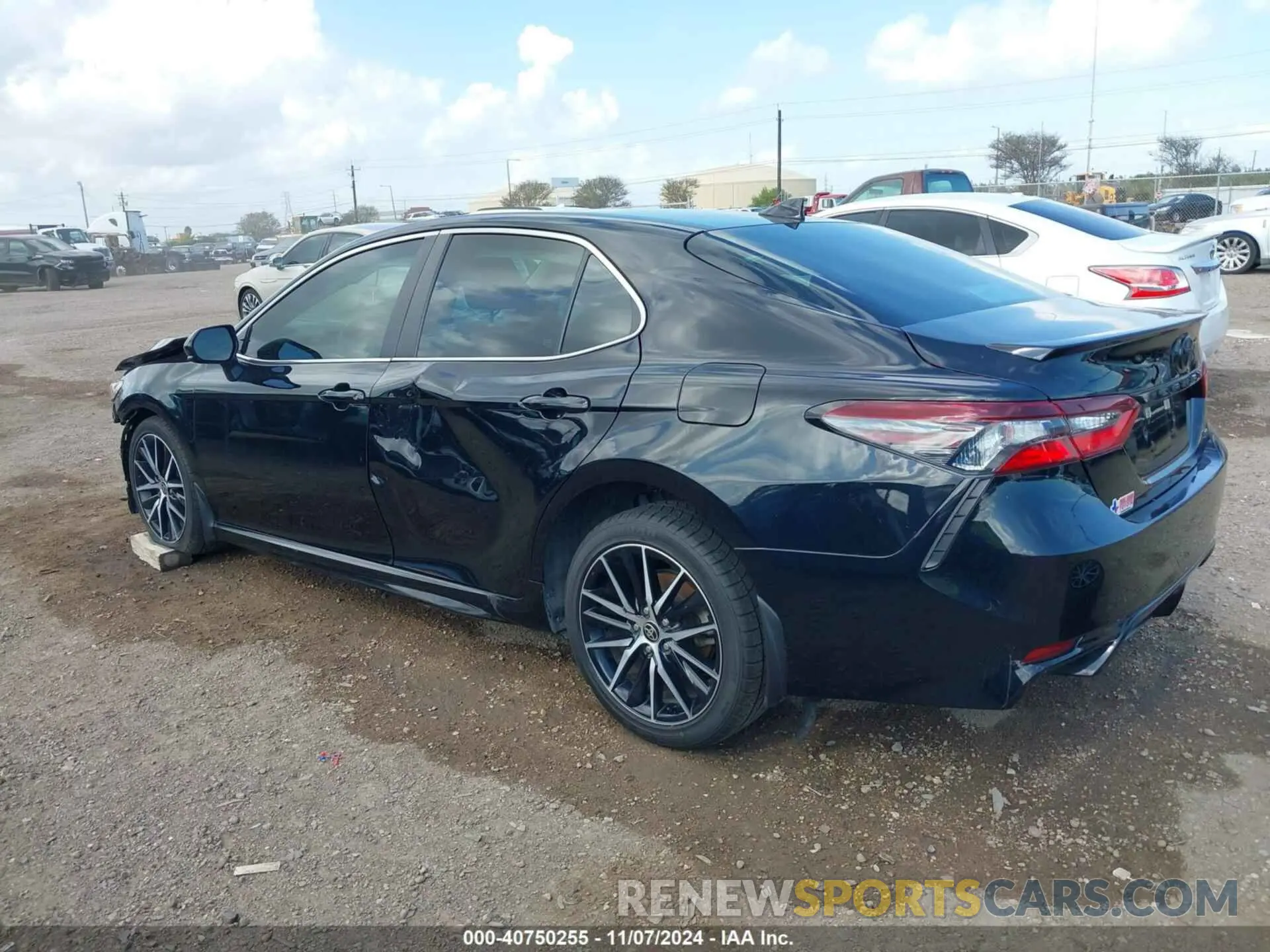15 Photograph of a damaged car 4T1G11AK2MU603057 TOYOTA CAMRY 2021