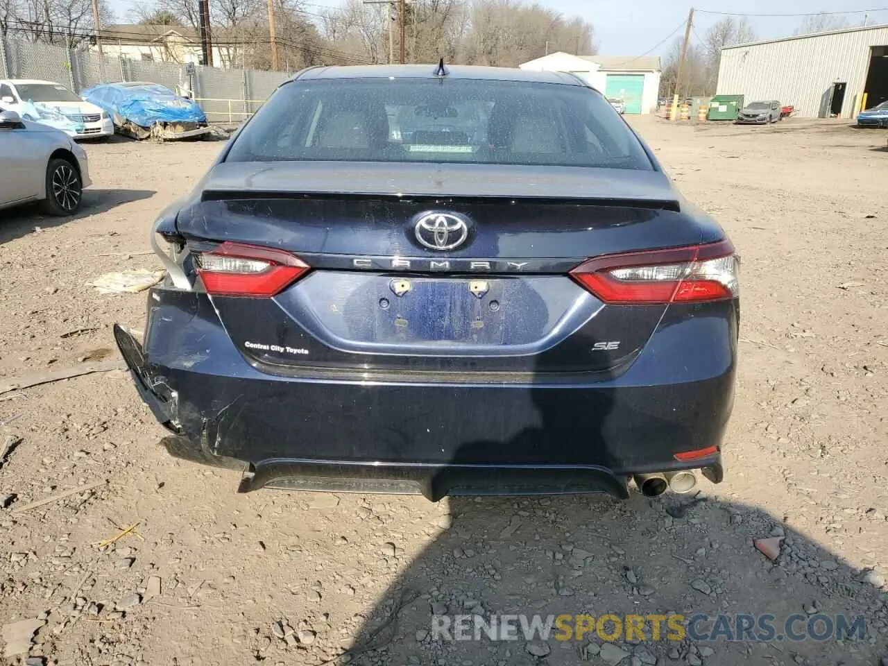 6 Photograph of a damaged car 4T1G11AK3MU402512 TOYOTA CAMRY 2021