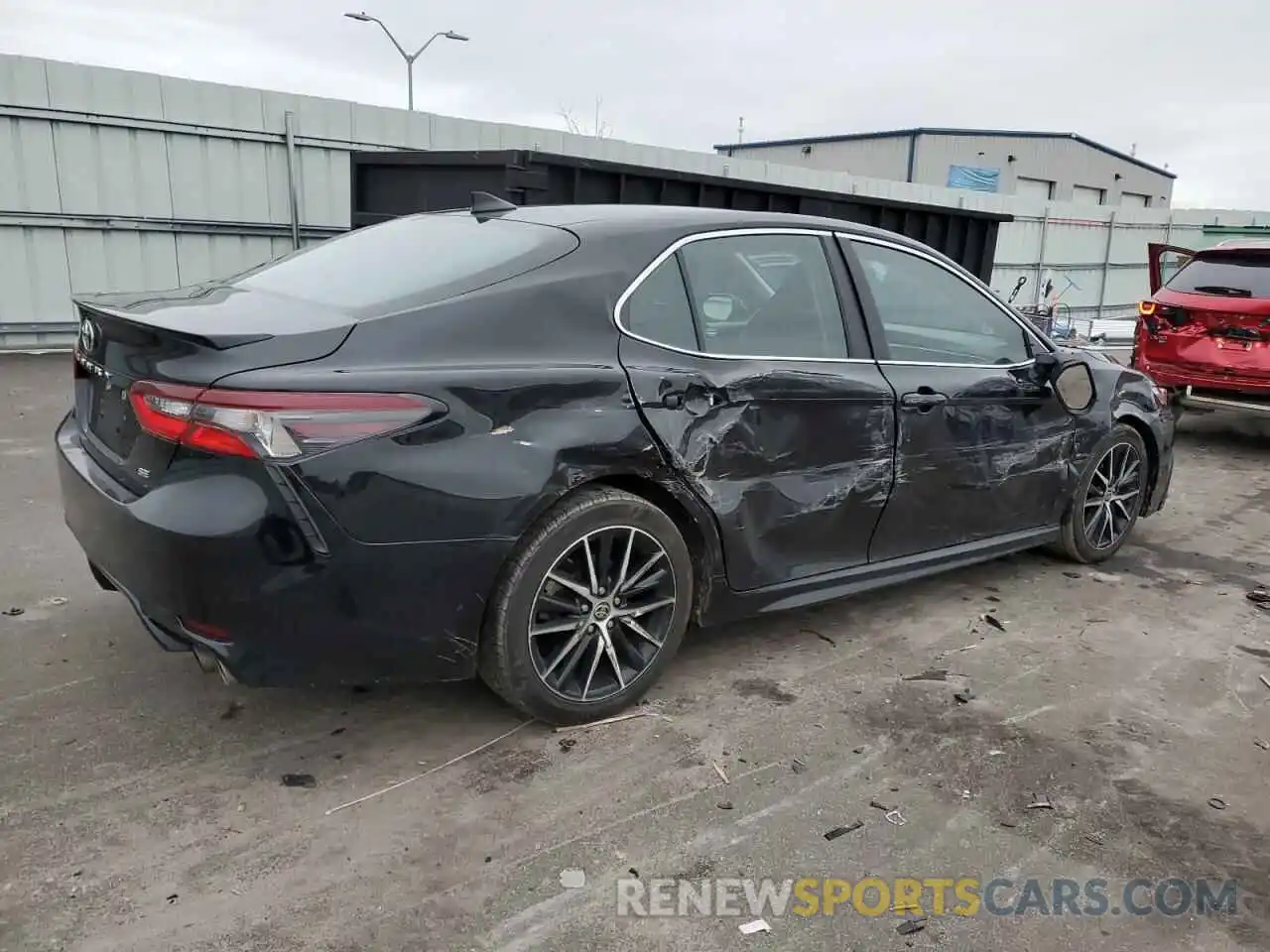 3 Photograph of a damaged car 4T1G11AK3MU404423 TOYOTA CAMRY 2021