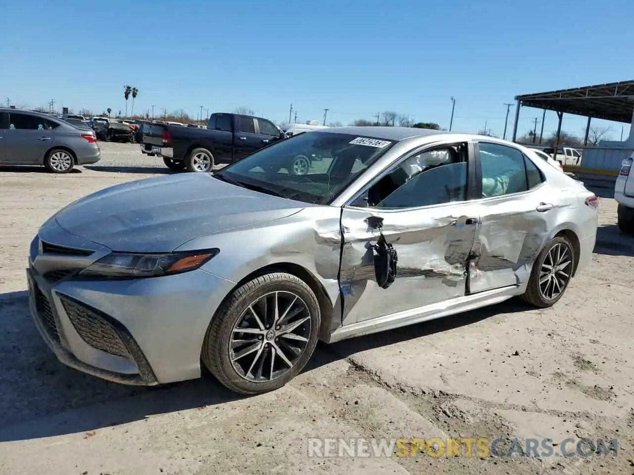 1 Photograph of a damaged car 4T1G11AK3MU408214 TOYOTA CAMRY 2021