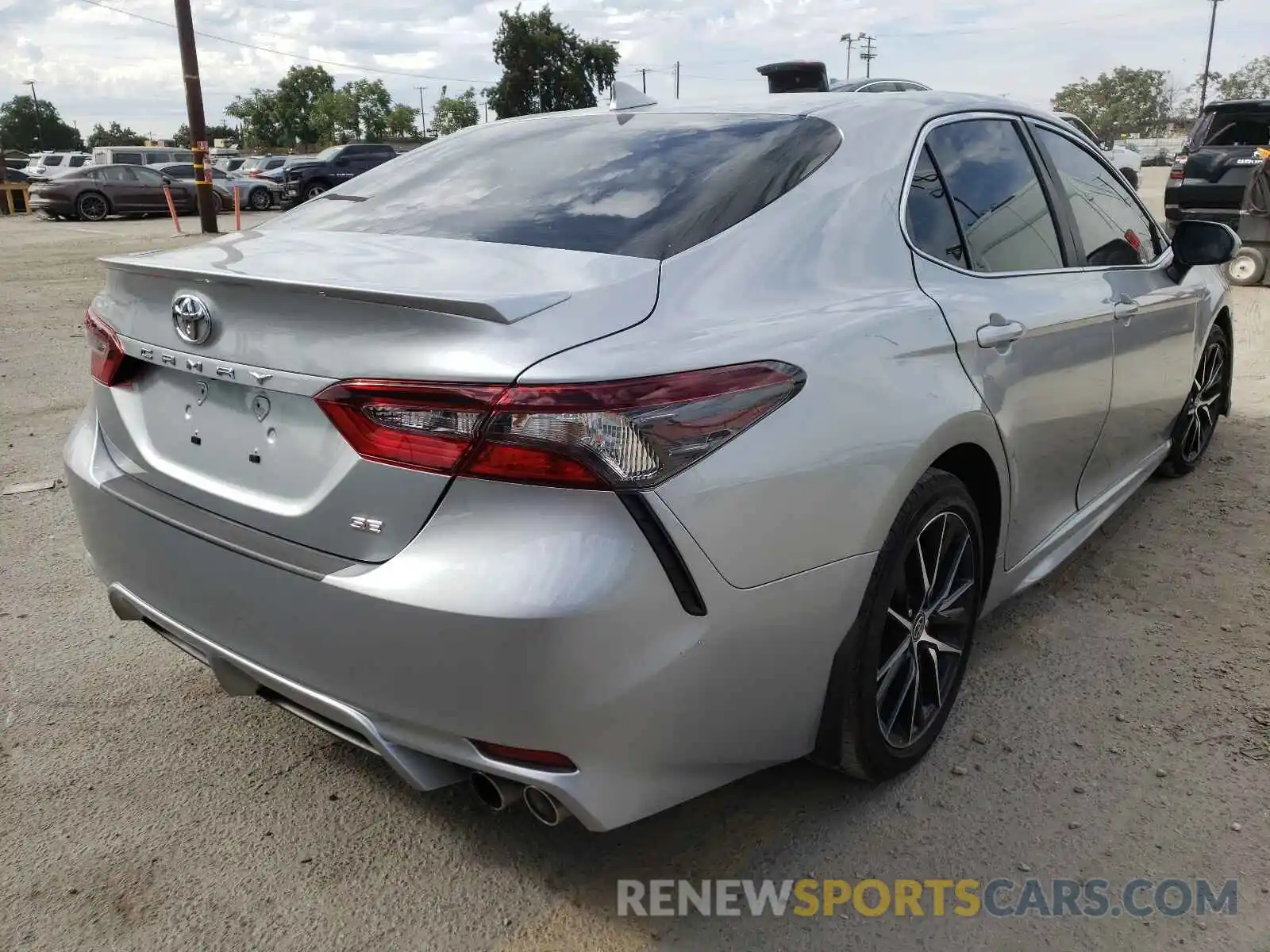 4 Photograph of a damaged car 4T1G11AK3MU409539 TOYOTA CAMRY 2021