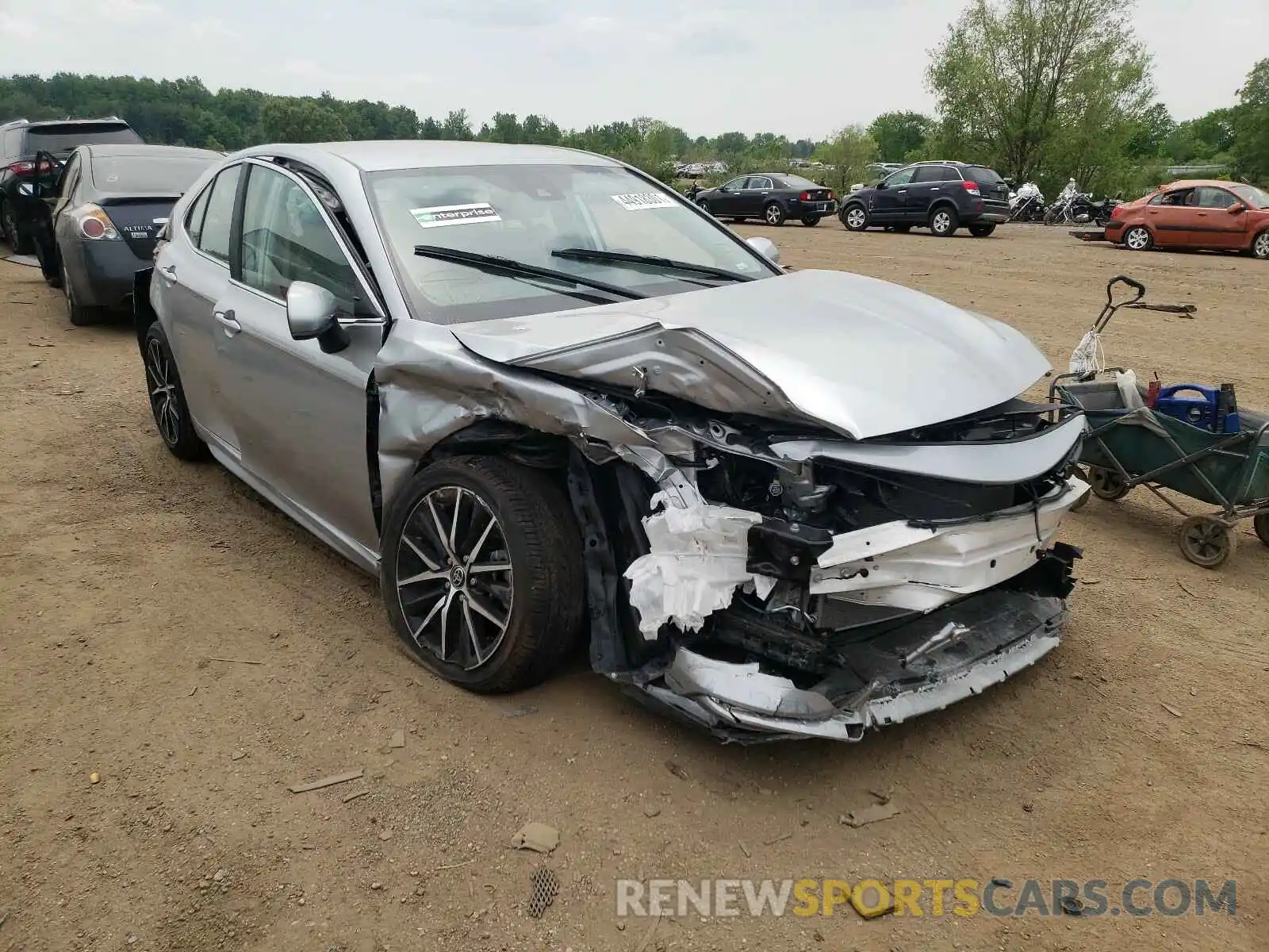 1 Photograph of a damaged car 4T1G11AK3MU436918 TOYOTA CAMRY 2021