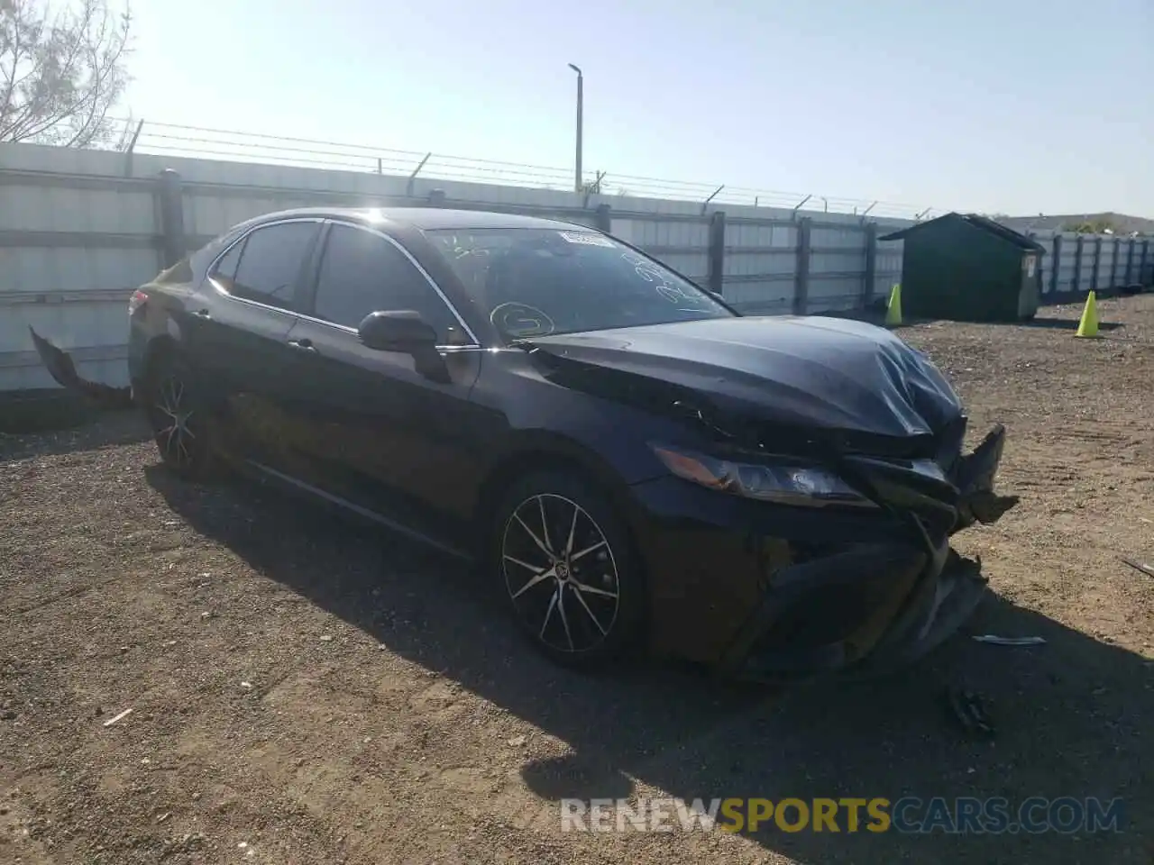 1 Photograph of a damaged car 4T1G11AK3MU441228 TOYOTA CAMRY 2021