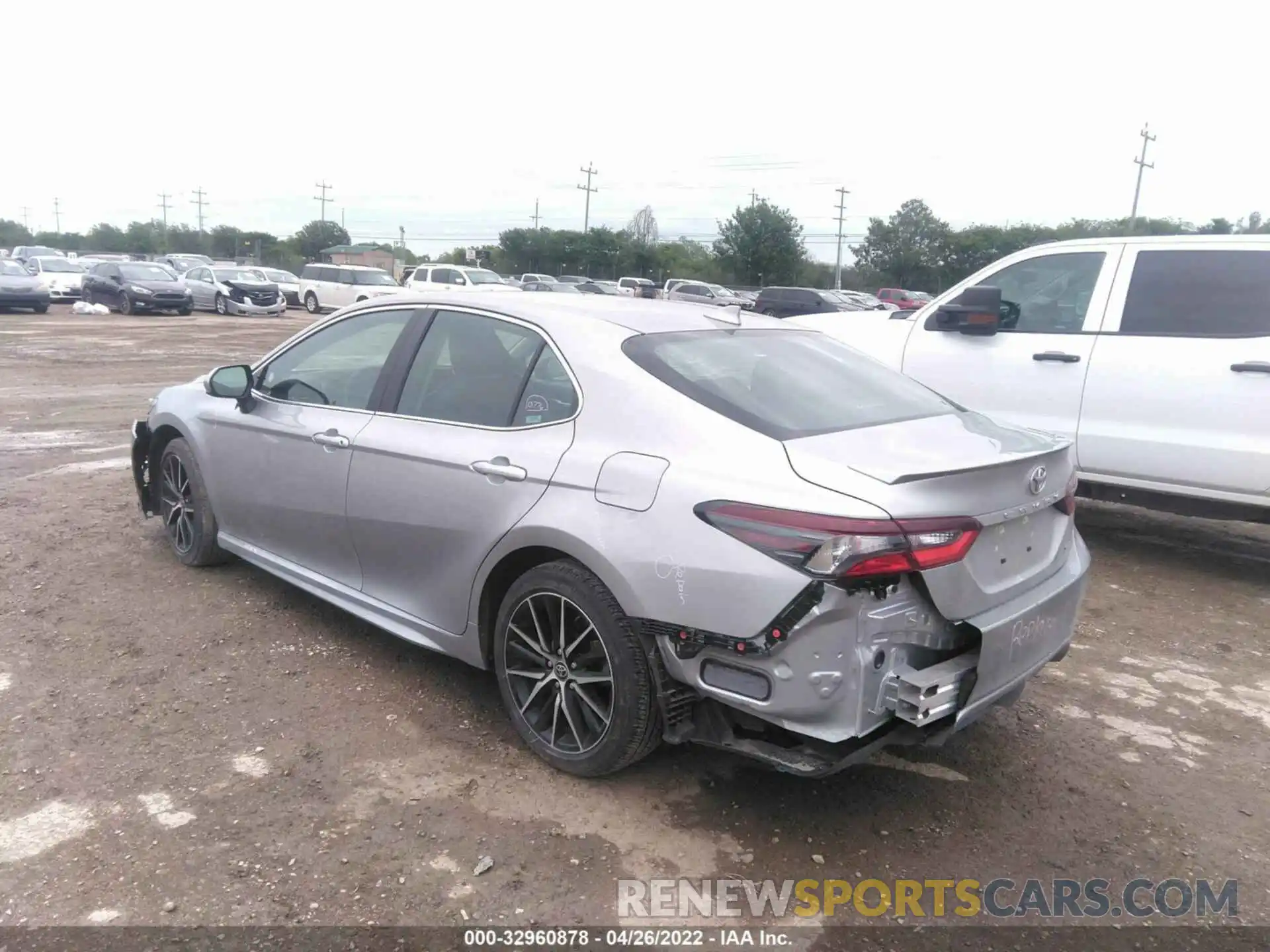 3 Photograph of a damaged car 4T1G11AK3MU446039 TOYOTA CAMRY 2021