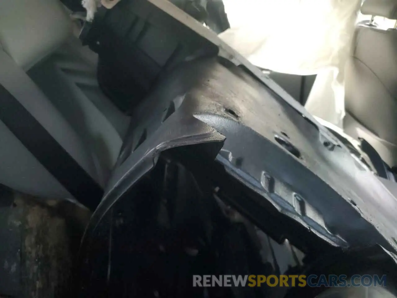 10 Photograph of a damaged car 4T1G11AK3MU446171 TOYOTA CAMRY 2021
