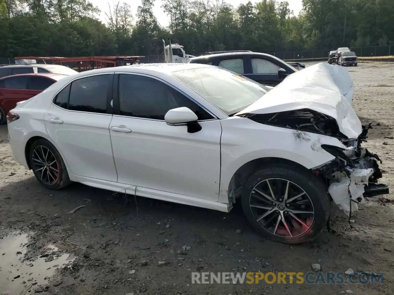 4 Photograph of a damaged car 4T1G11AK3MU446171 TOYOTA CAMRY 2021