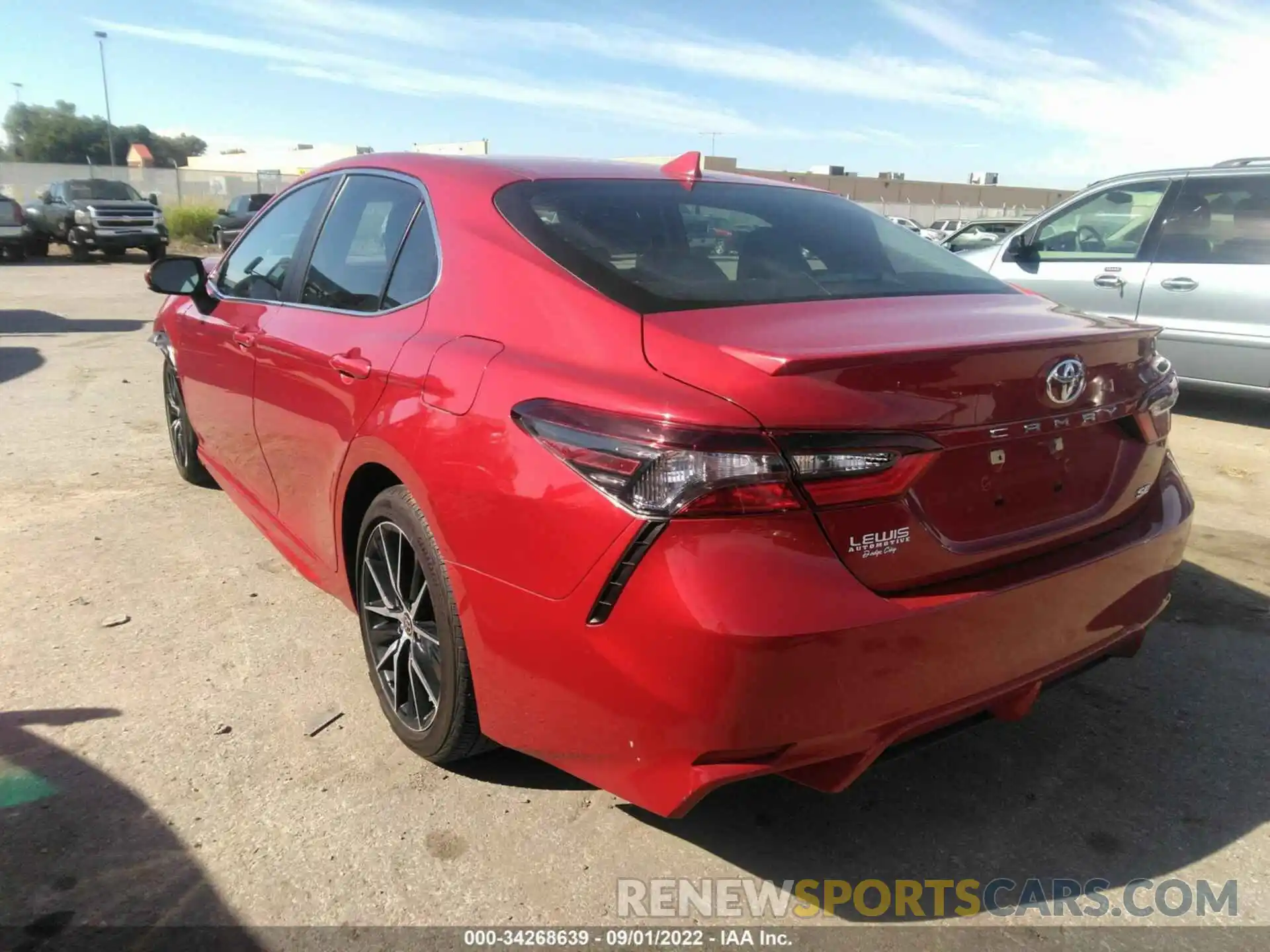 3 Photograph of a damaged car 4T1G11AK3MU450558 TOYOTA CAMRY 2021