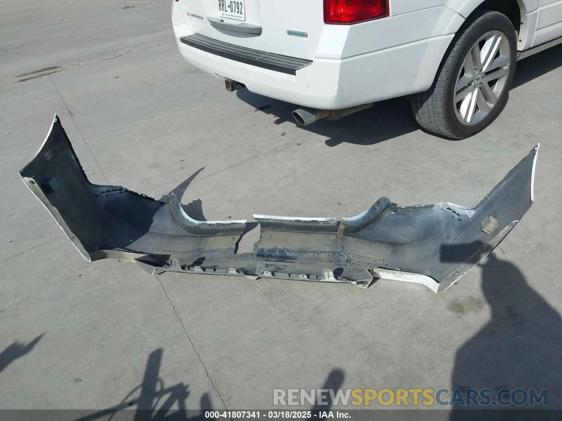 12 Photograph of a damaged car 4T1G11AK3MU451421 TOYOTA CAMRY 2021