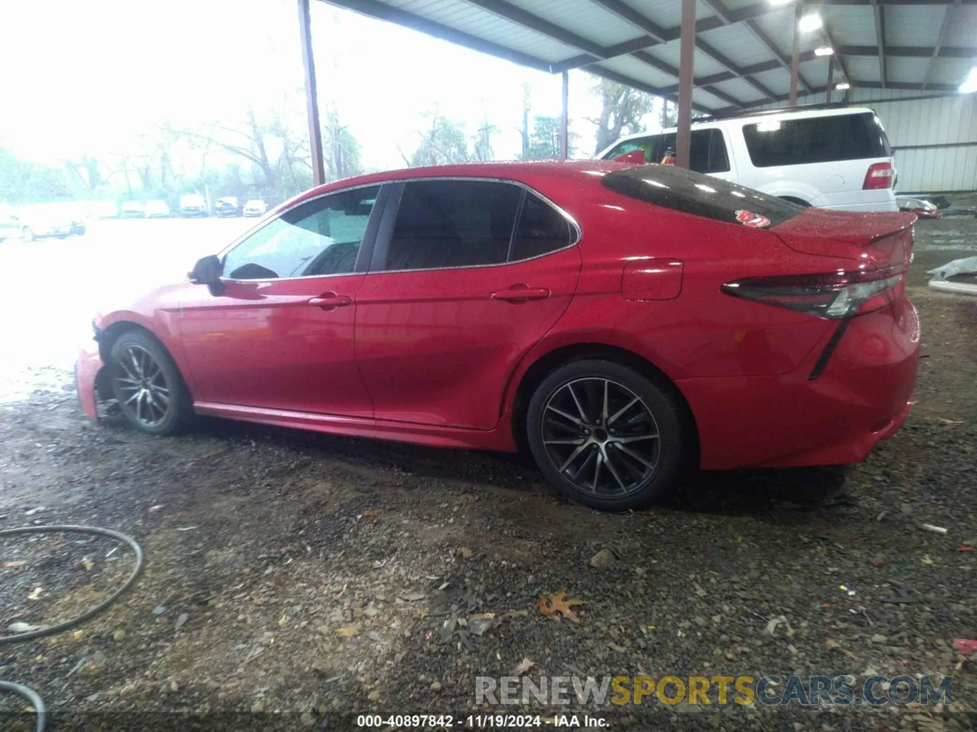 14 Photograph of a damaged car 4T1G11AK3MU453959 TOYOTA CAMRY 2021