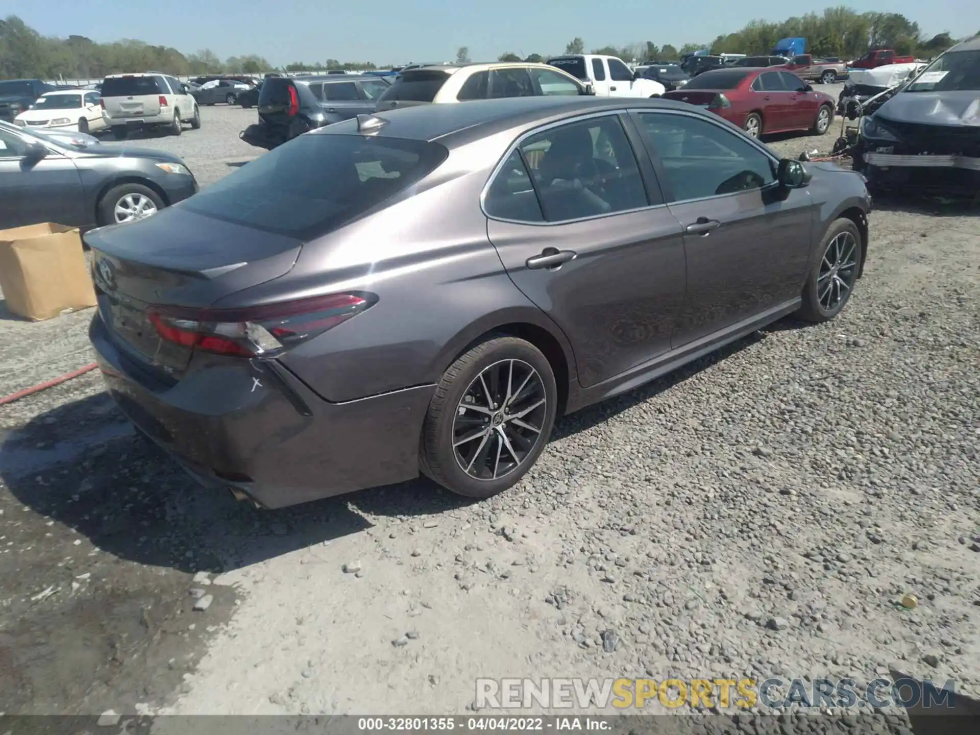 4 Photograph of a damaged car 4T1G11AK3MU468039 TOYOTA CAMRY 2021