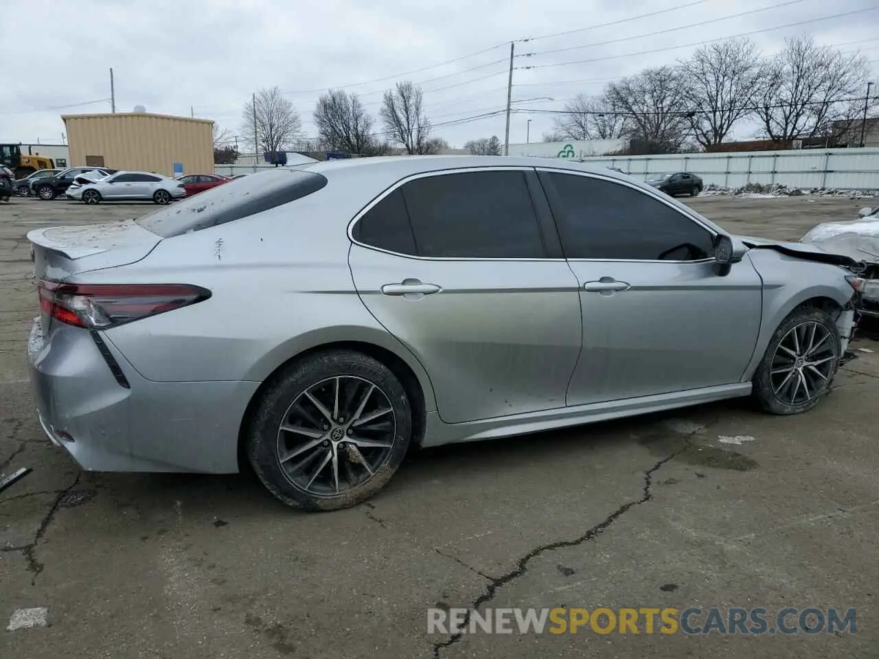3 Photograph of a damaged car 4T1G11AK3MU473662 TOYOTA CAMRY 2021