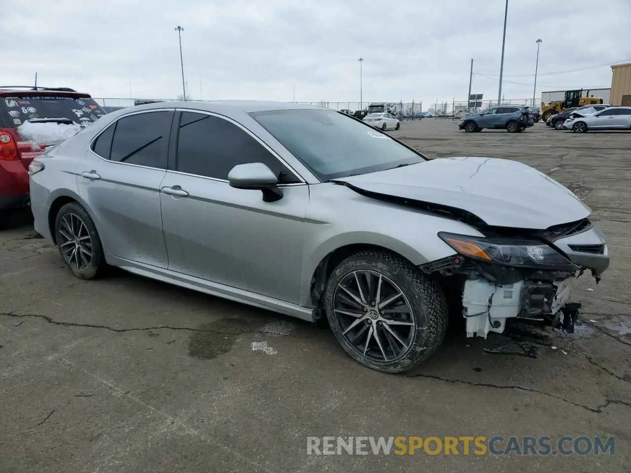 4 Photograph of a damaged car 4T1G11AK3MU473662 TOYOTA CAMRY 2021