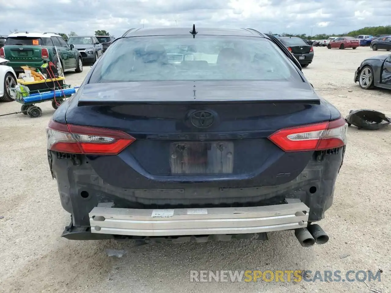 6 Photograph of a damaged car 4T1G11AK3MU485228 TOYOTA CAMRY 2021