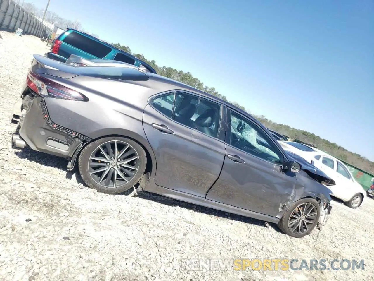 3 Photograph of a damaged car 4T1G11AK3MU486301 TOYOTA CAMRY 2021