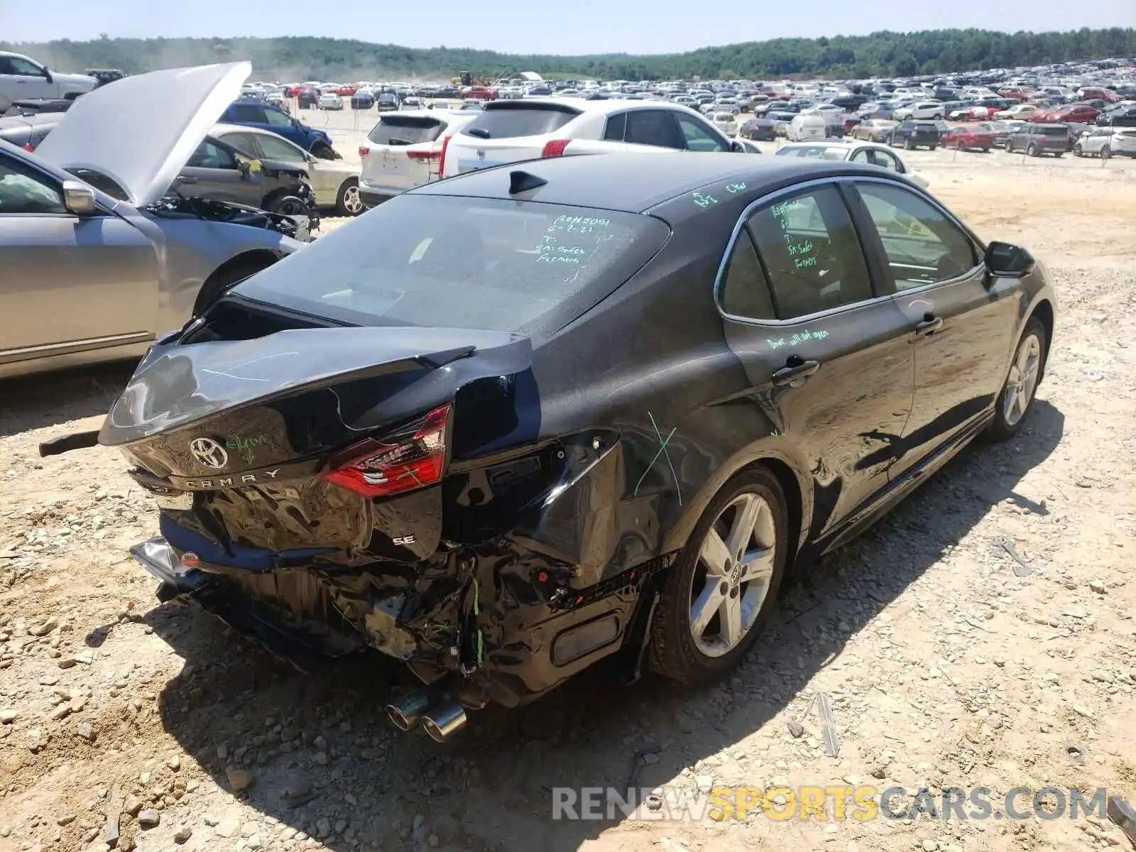 4 Photograph of a damaged car 4T1G11AK3MU512282 TOYOTA CAMRY 2021