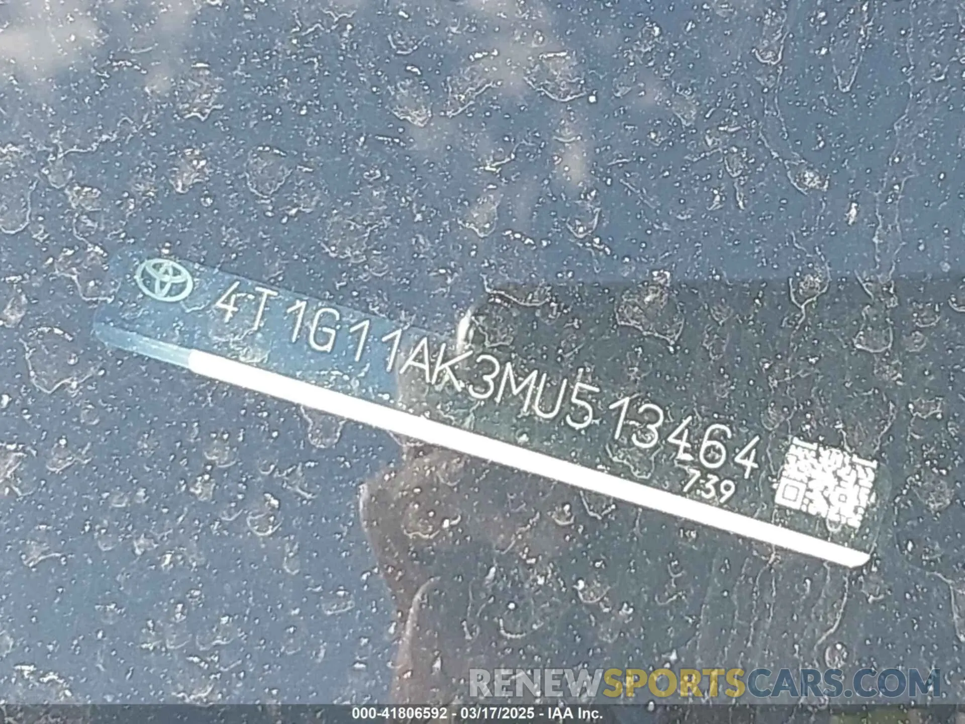 9 Photograph of a damaged car 4T1G11AK3MU513464 TOYOTA CAMRY 2021