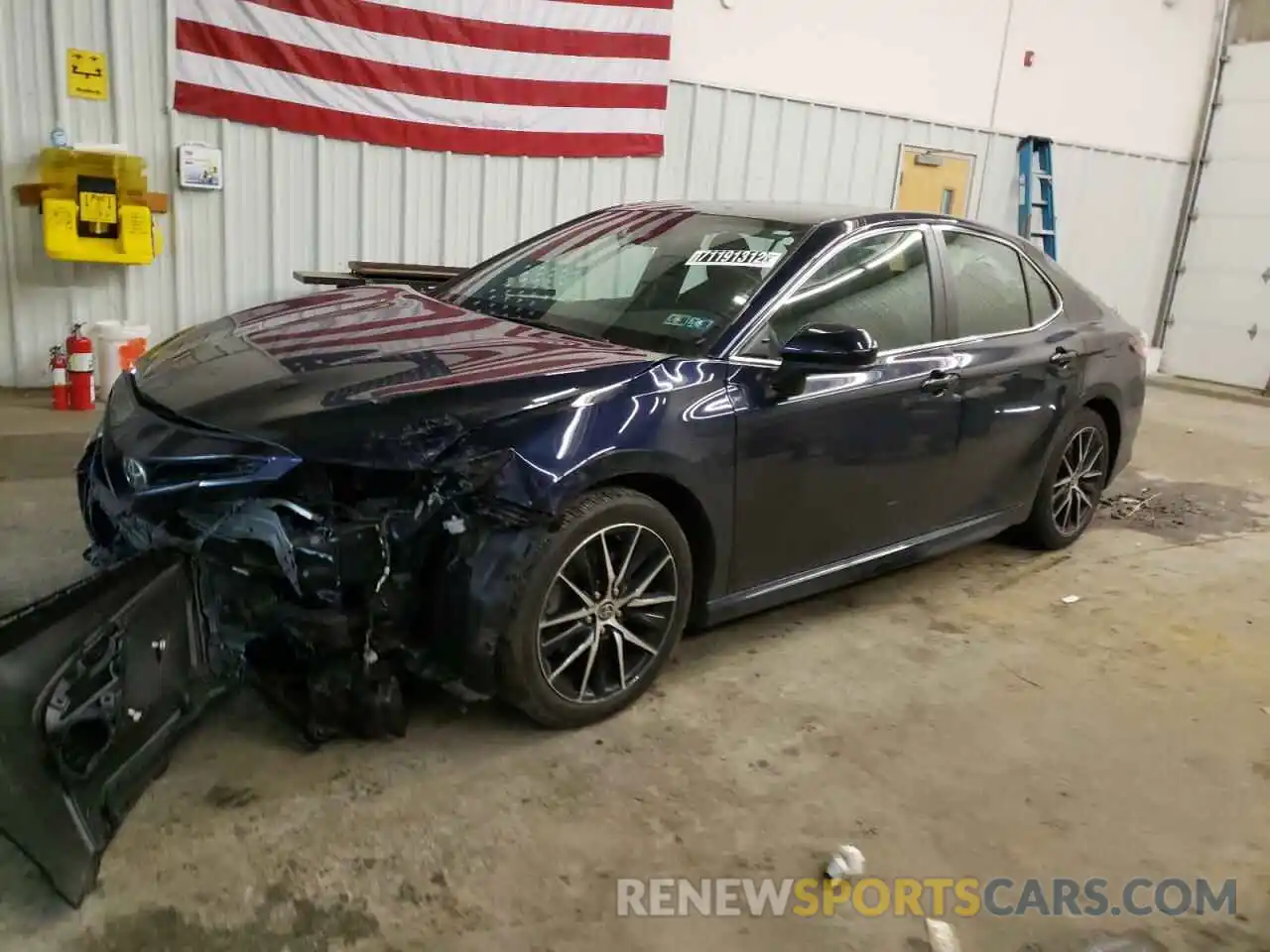 1 Photograph of a damaged car 4T1G11AK3MU519653 TOYOTA CAMRY 2021