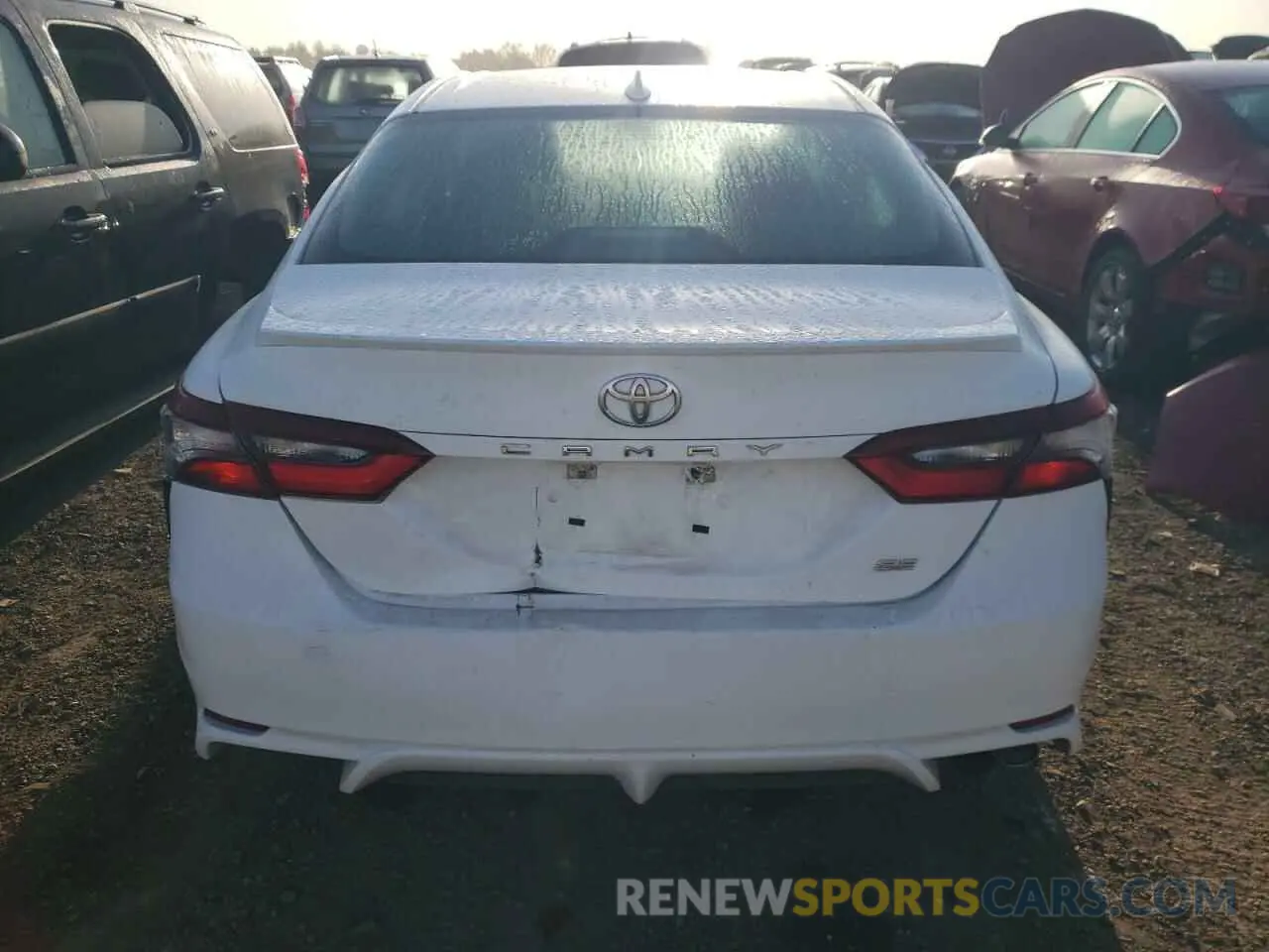 6 Photograph of a damaged car 4T1G11AK3MU521208 TOYOTA CAMRY 2021