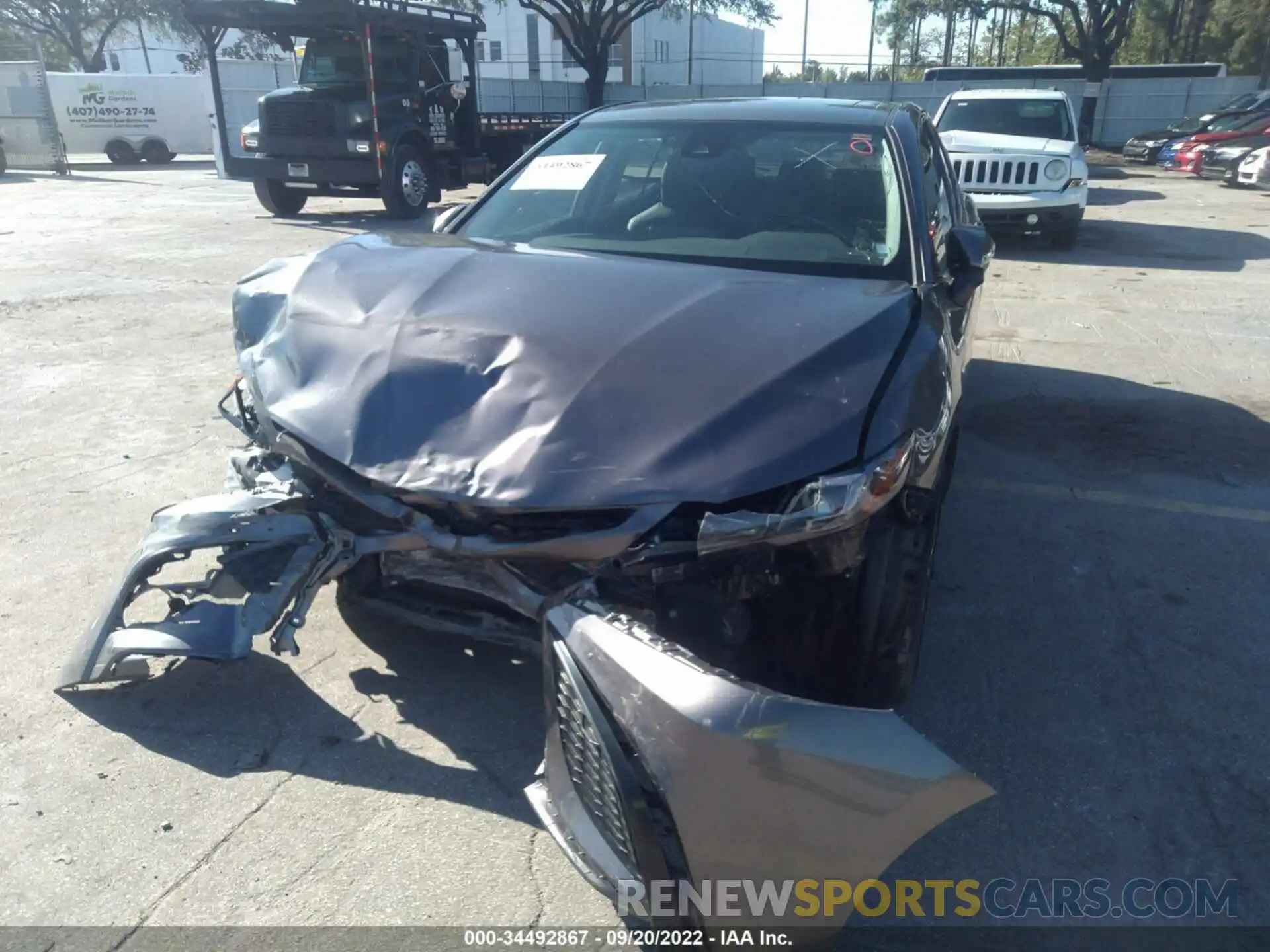 6 Photograph of a damaged car 4T1G11AK3MU525646 TOYOTA CAMRY 2021