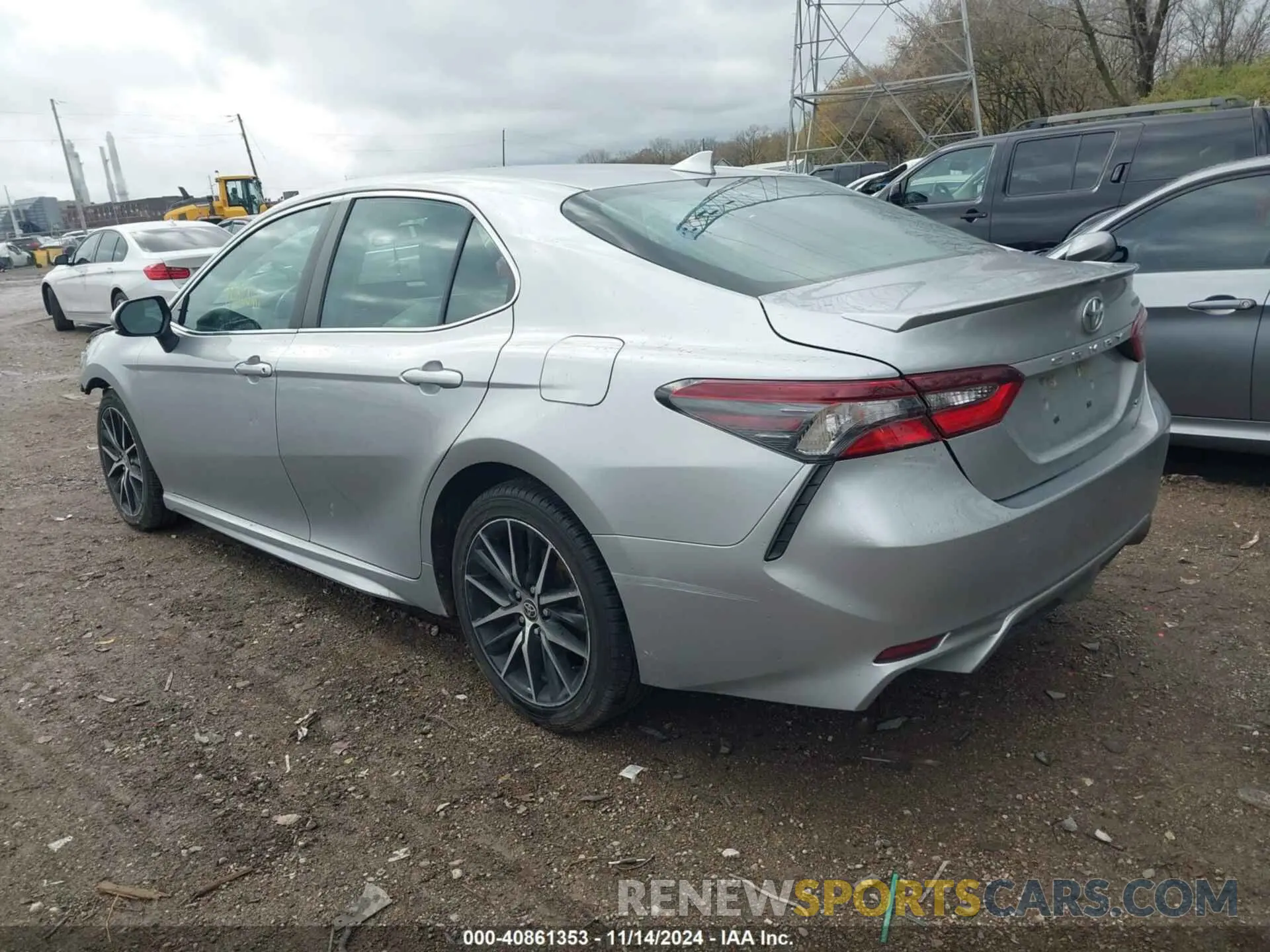 3 Photograph of a damaged car 4T1G11AK3MU538395 TOYOTA CAMRY 2021