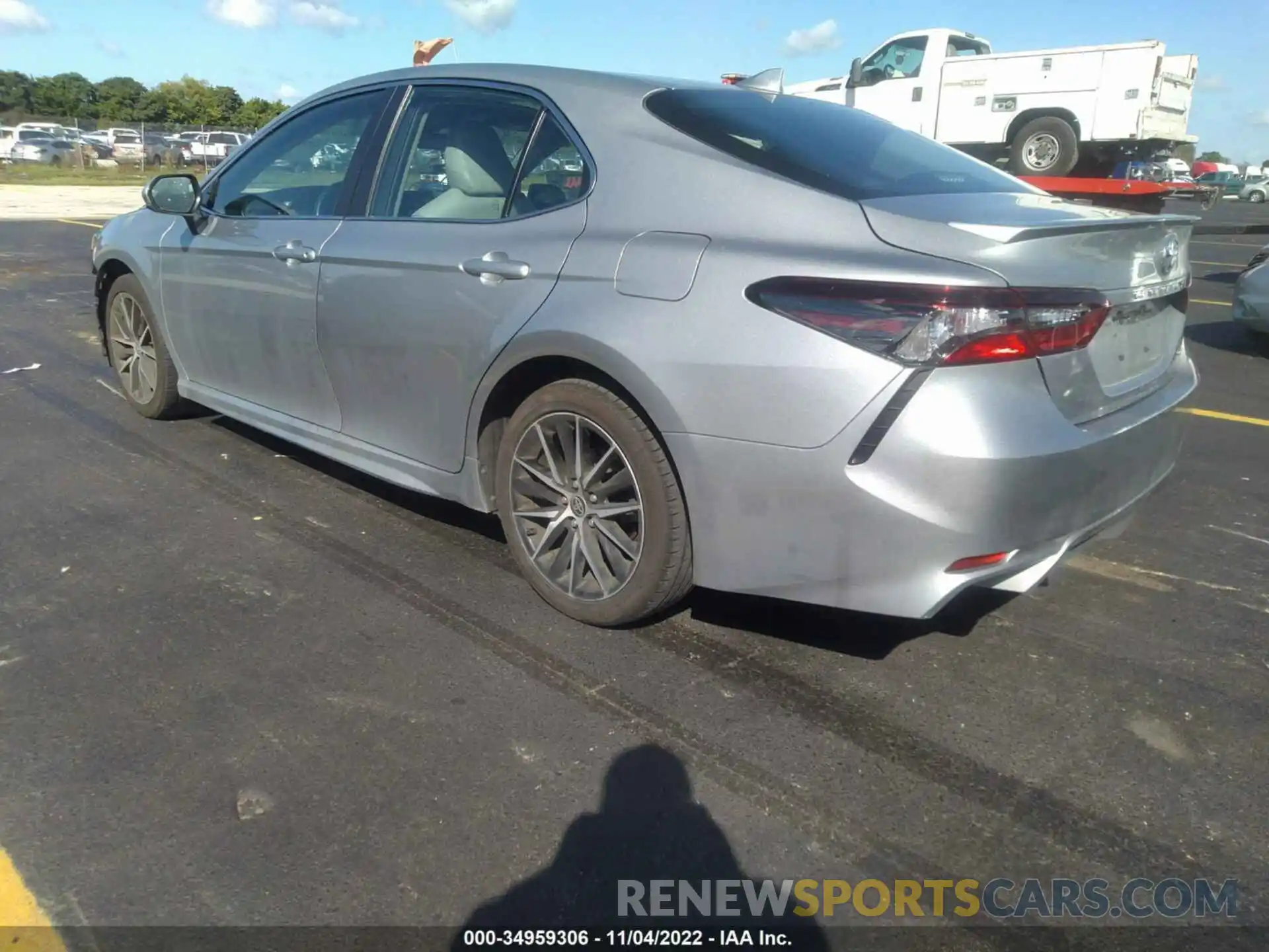 3 Photograph of a damaged car 4T1G11AK3MU551938 TOYOTA CAMRY 2021