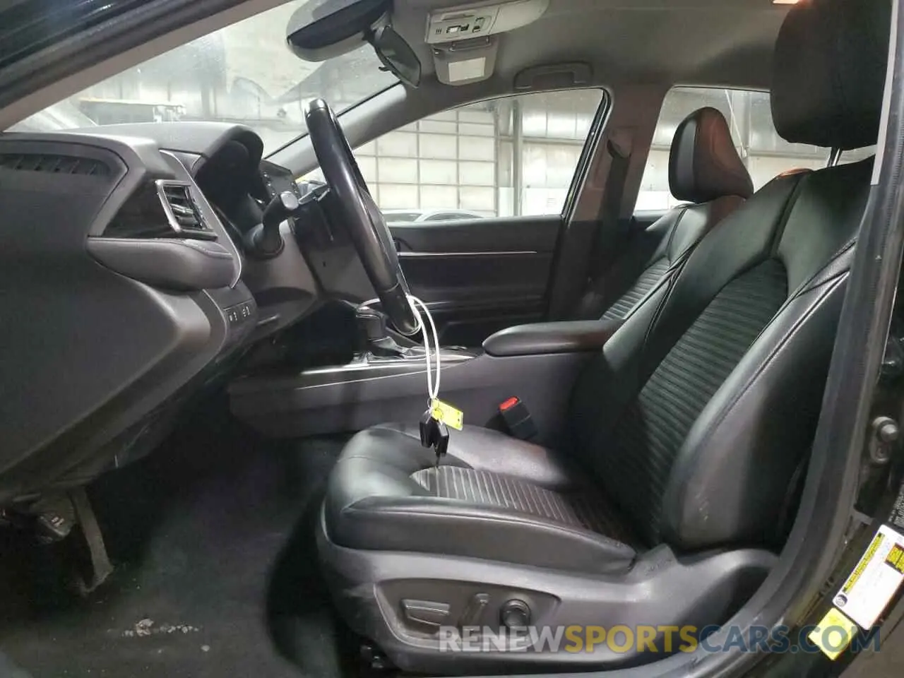 7 Photograph of a damaged car 4T1G11AK3MU552149 TOYOTA CAMRY 2021