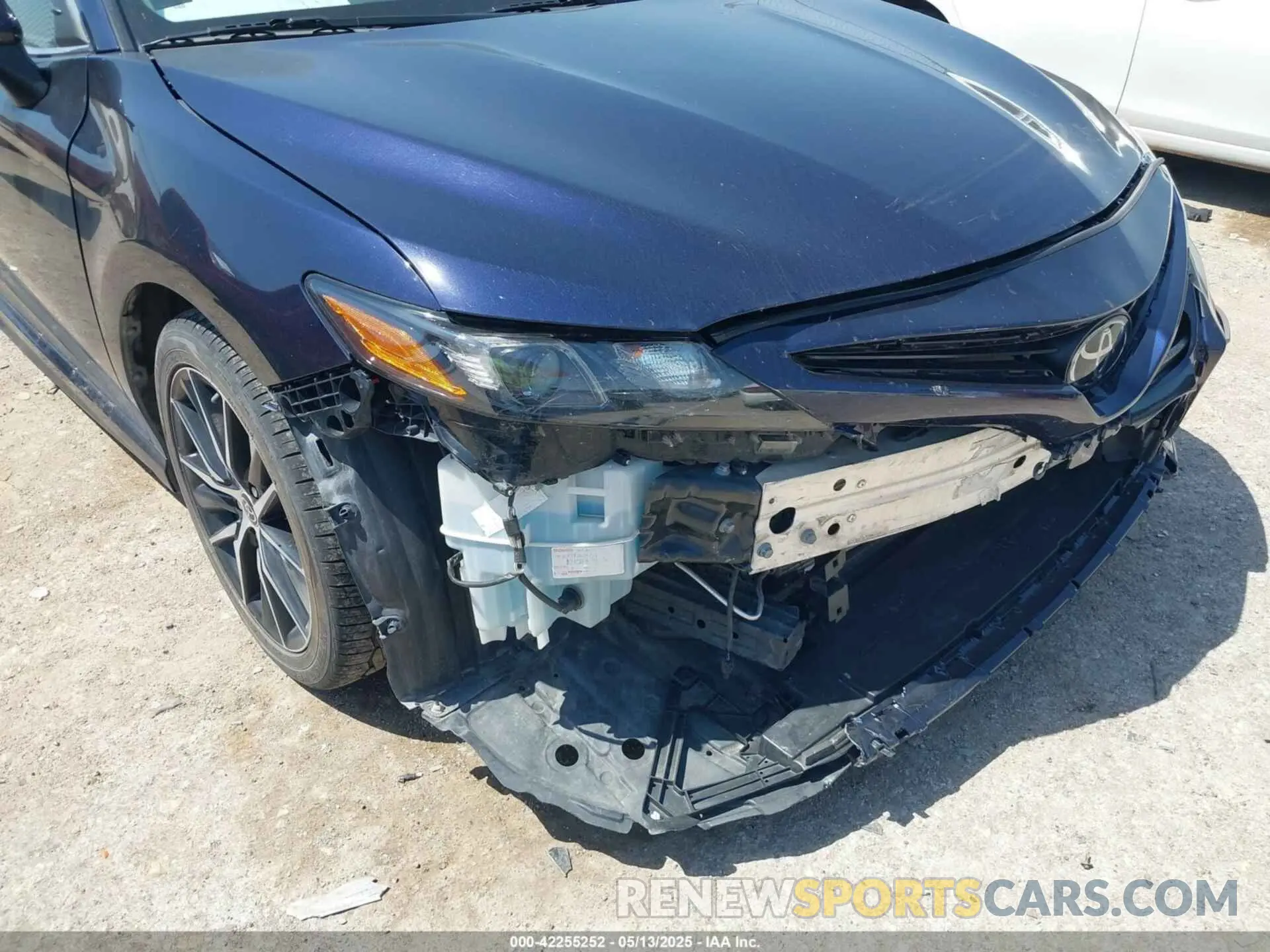6 Photograph of a damaged car 4T1G11AK3MU552152 TOYOTA CAMRY 2021