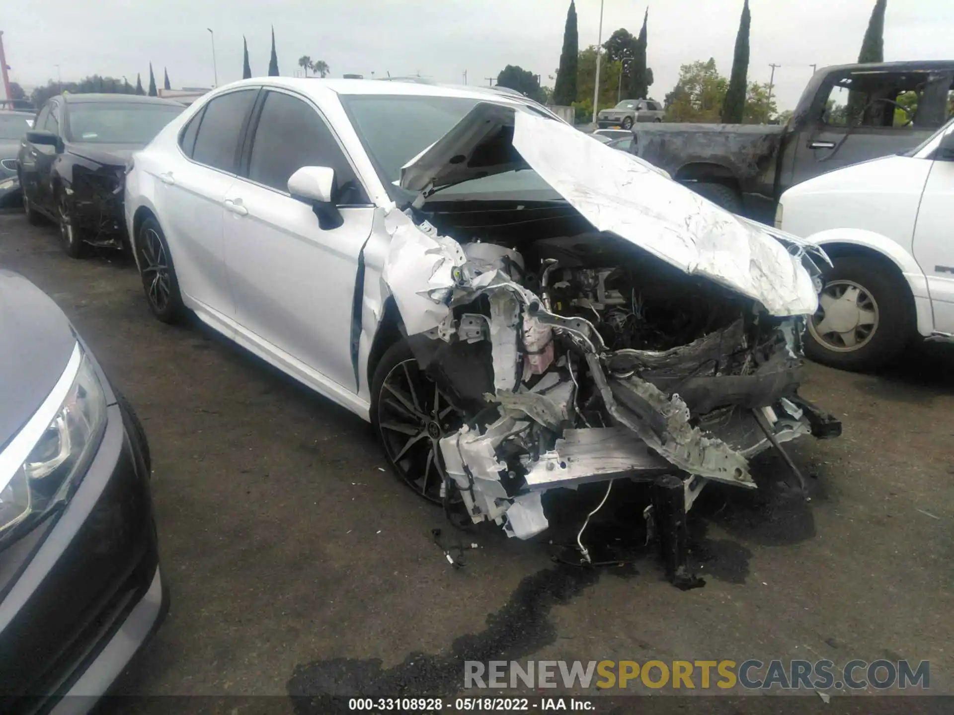 1 Photograph of a damaged car 4T1G11AK3MU558436 TOYOTA CAMRY 2021