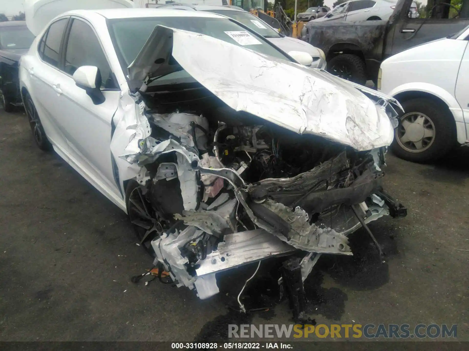 6 Photograph of a damaged car 4T1G11AK3MU558436 TOYOTA CAMRY 2021