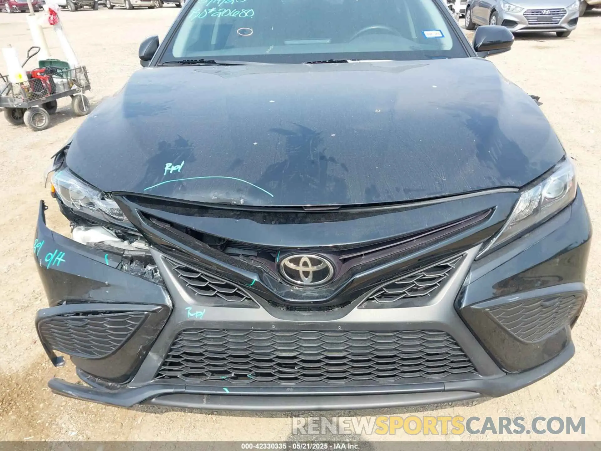 6 Photograph of a damaged car 4T1G11AK3MU558775 TOYOTA CAMRY 2021