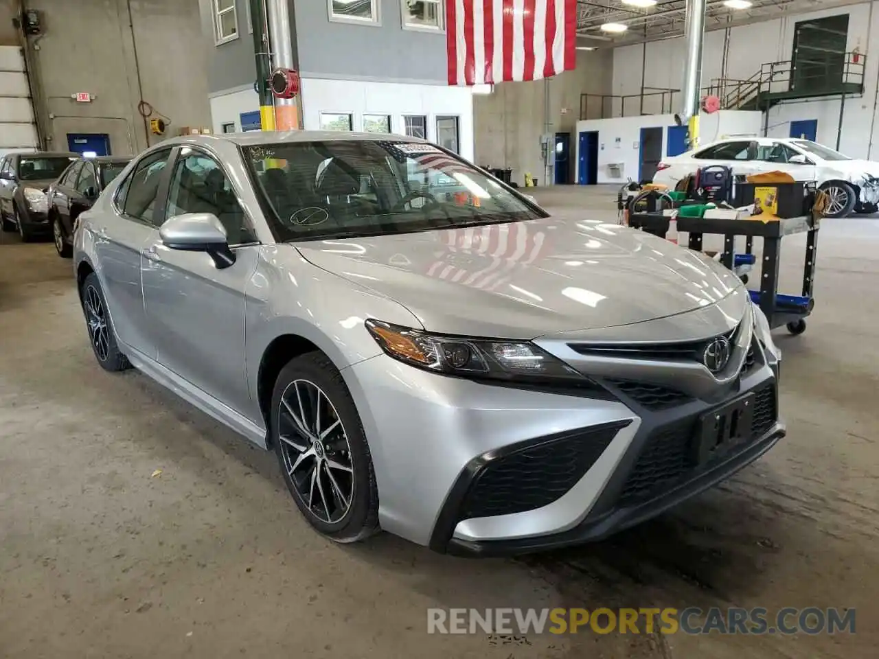 1 Photograph of a damaged car 4T1G11AK3MU574524 TOYOTA CAMRY 2021