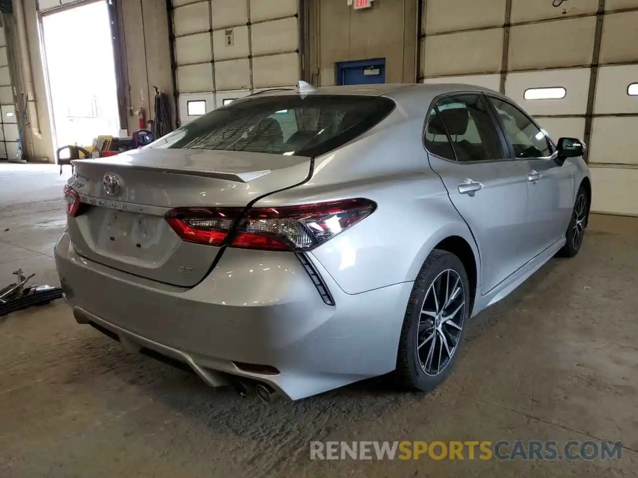 4 Photograph of a damaged car 4T1G11AK3MU574524 TOYOTA CAMRY 2021