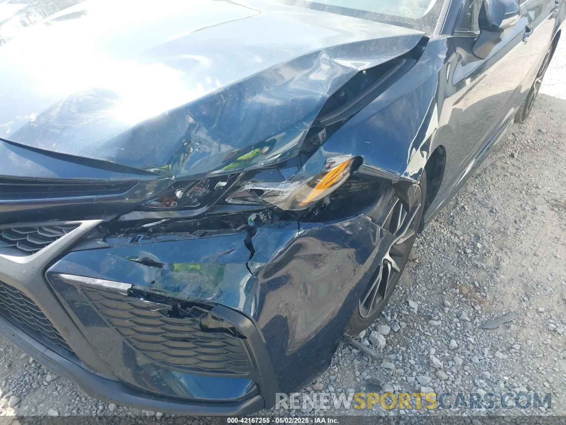 6 Photograph of a damaged car 4T1G11AK3MU576595 TOYOTA CAMRY 2021