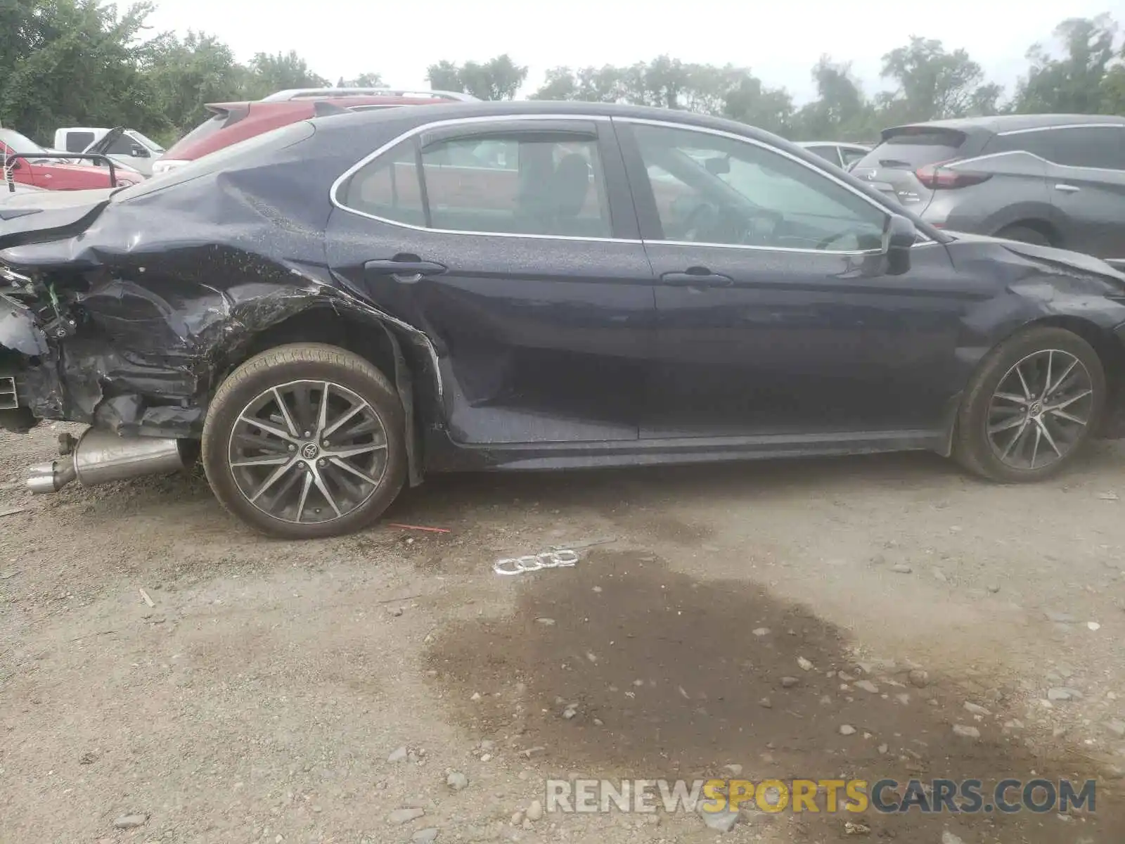 9 Photograph of a damaged car 4T1G11AK3MU578041 TOYOTA CAMRY 2021