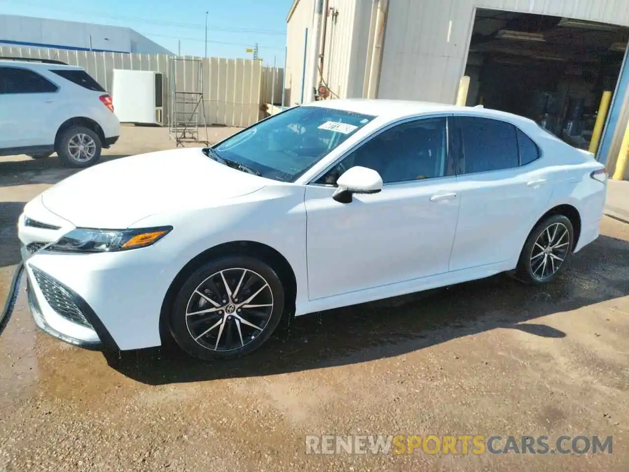 1 Photograph of a damaged car 4T1G11AK3MU579920 TOYOTA CAMRY 2021