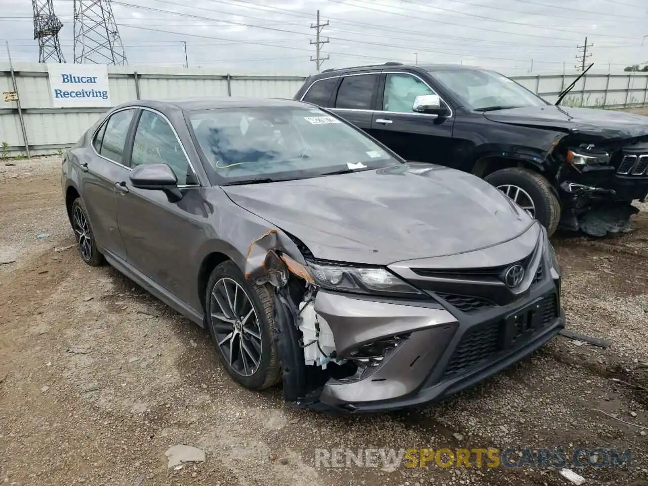 1 Photograph of a damaged car 4T1G11AK3MU586351 TOYOTA CAMRY 2021